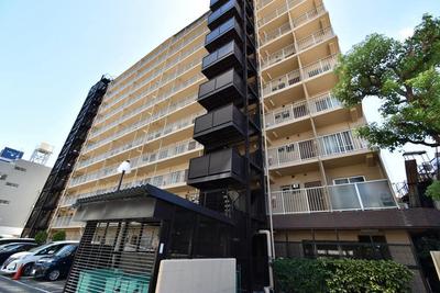 Renovated 3LDK Apartment in Higashiosaka - 69.96m² — Apartment, Higashiosaka, Osaka