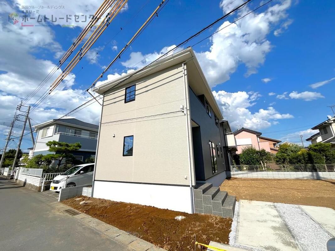 New Build 4LDK House in Tamamura, Gunma with ZEH Standards - Thumbnail 2