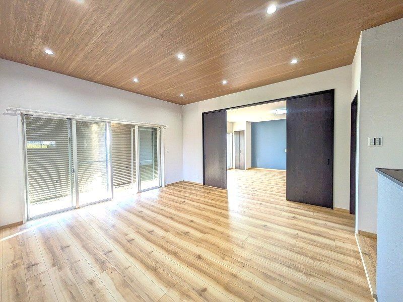 5LDK Family Home in Seto City with Garden and Parking - Thumbnail 4