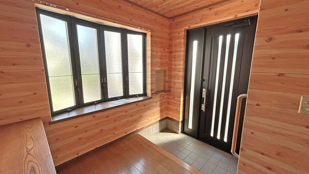4LDK House for Sale in Matsuyama's Izumi Minami District - Thumbnail 2