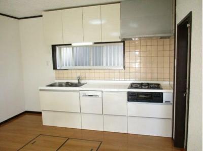 Renovated 3LDK House with Parking in Hitachi Kamiaicho — Image 3, Hitachi, Ibaraki
