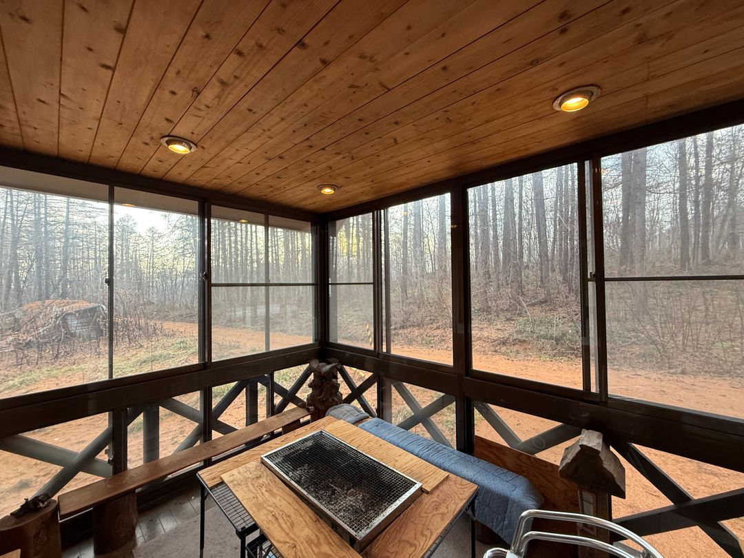 Yunosato Art House: Onsen-Ready Holiday Home in Hokkaido - Image 1