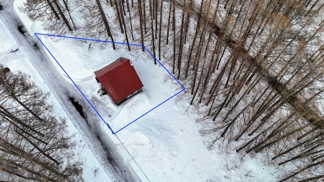 Yunosato Art House: Onsen-Ready Holiday Home in Hokkaido - Thumbnail 2