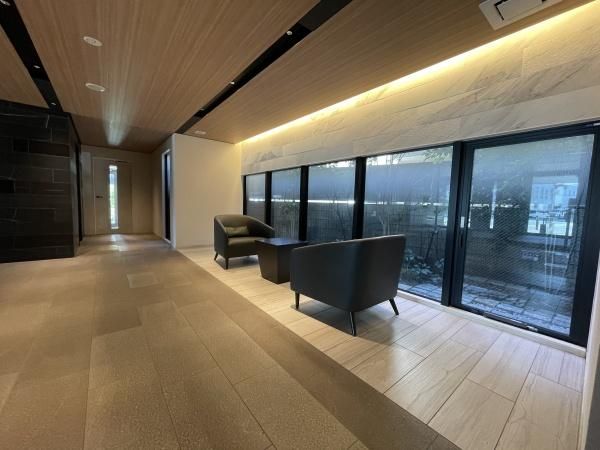 Gladdys Oita Ekimae 12F: Modern 2LDK Apartment Near Oita Station - Thumbnail 3