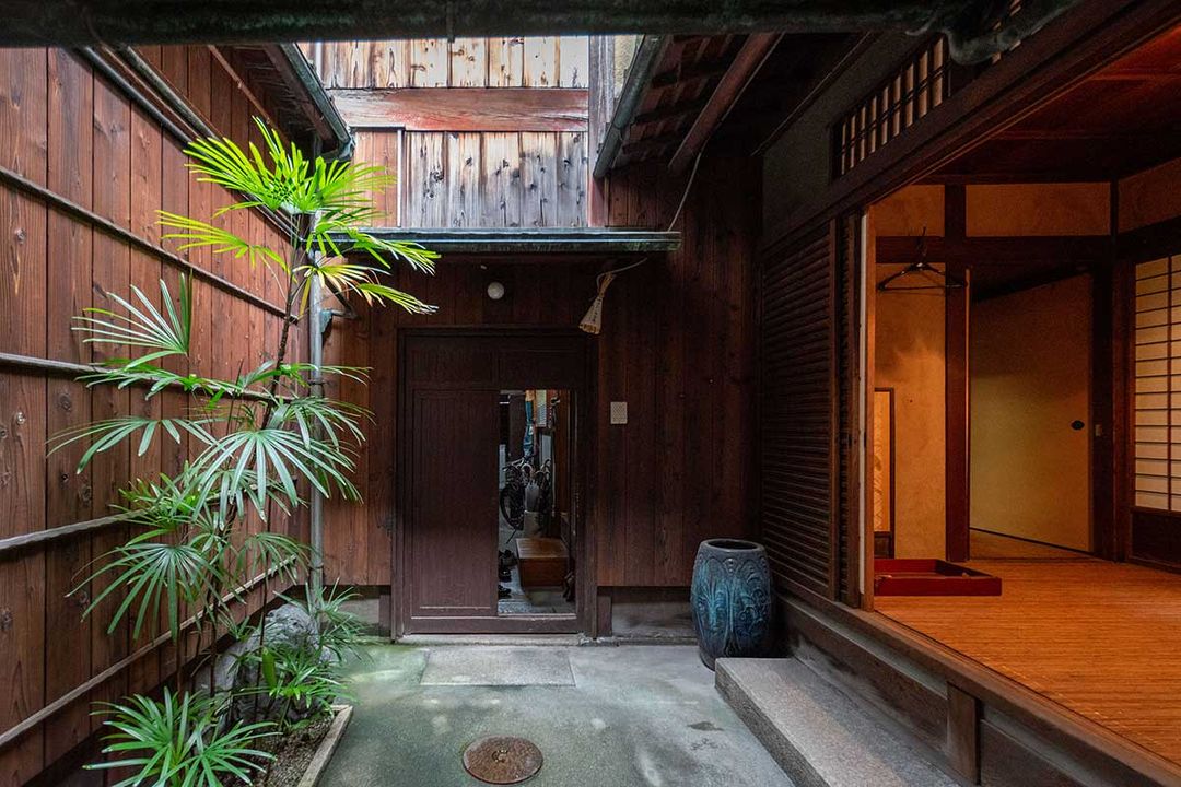9DK Machiya for Rent in Shimogyo, Kyoto - 213m² - Thumbnail 2