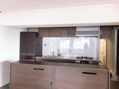 Renovated 3LDK Apartment Near Omiya Station - Prime Location — Image 3, Nakagyo, Kyoto