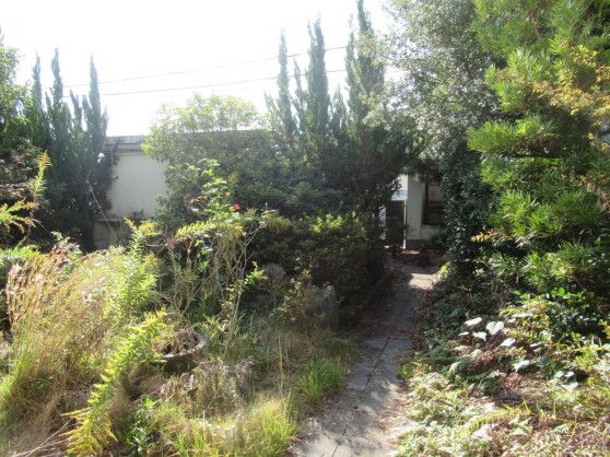 4LDK Concrete House for Rent in Wakayama City - Fixed-Term Lease - Thumbnail 3