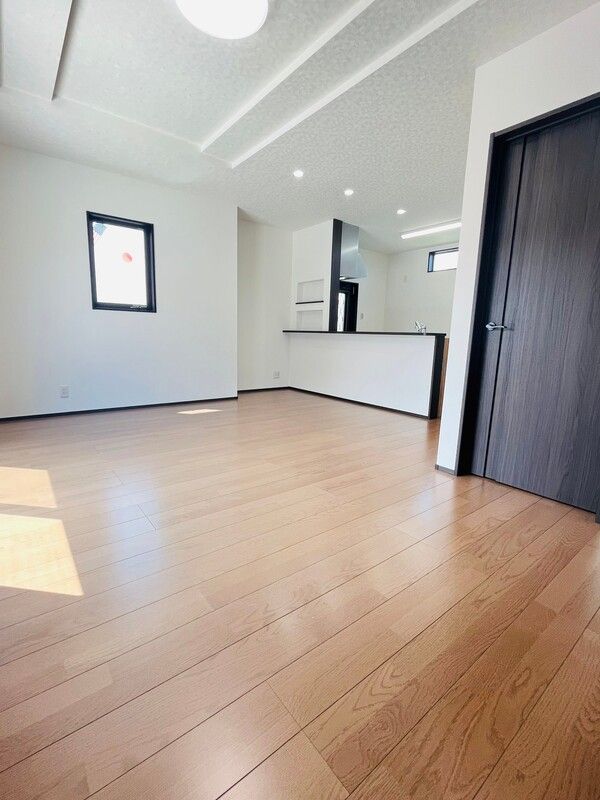 New 3LDK House for Sale in Miyazaki City, Miyazaki - Thumbnail 4
