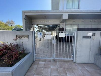 Lions Mansion Inage Miyanogi 3LDK Apartment for Sale — Image 2, Inage, Chiba