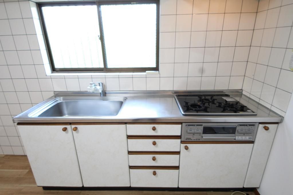 Renovated 4DK House in Setagaya, Tokyo - 90.02 sqm - Thumbnail 3