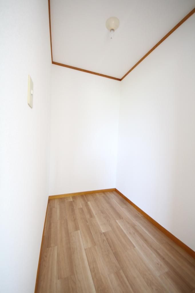 Renovated 4DK House in Setagaya, Tokyo - 90.02 sqm - Thumbnail 2