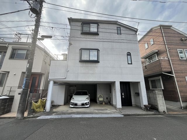 4LDK House with Inner Garage in Musashimurayama, Tokyo - Thumbnail 2