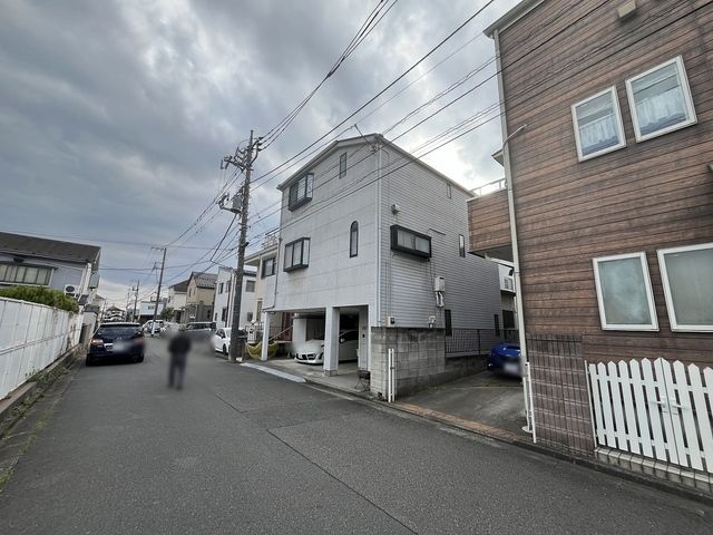 4LDK House with Inner Garage in Musashimurayama, Tokyo - Thumbnail 4