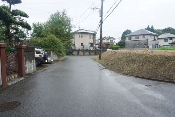 65 Tsubo Vacant Corner Lot for Sale in Yachimata, Chiba - Thumbnail 3
