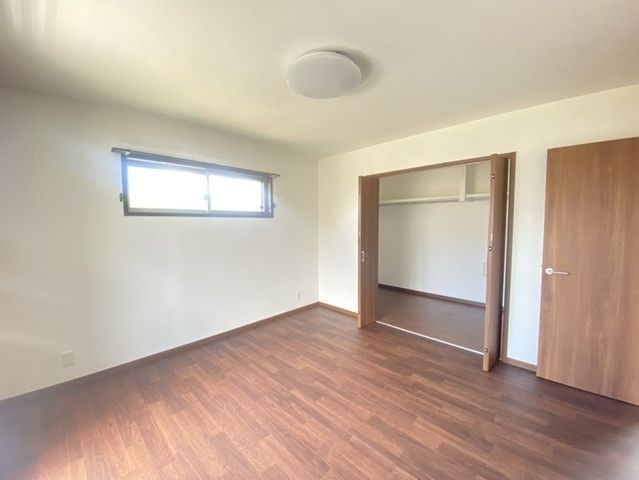 5LDK House in Hikari City Yamaguchi | 111.79㎡ Modern Home - Thumbnail 2