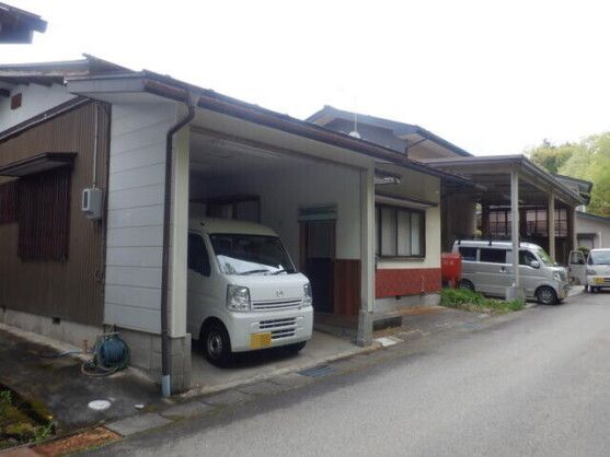 1LDK Wooden House for Sale in Takayama, Gifu - 1.8 Million Yen - Thumbnail 2