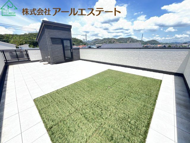 Spacious 4SLDK House with Rooftop Balcony in Takasagi - Thumbnail 4
