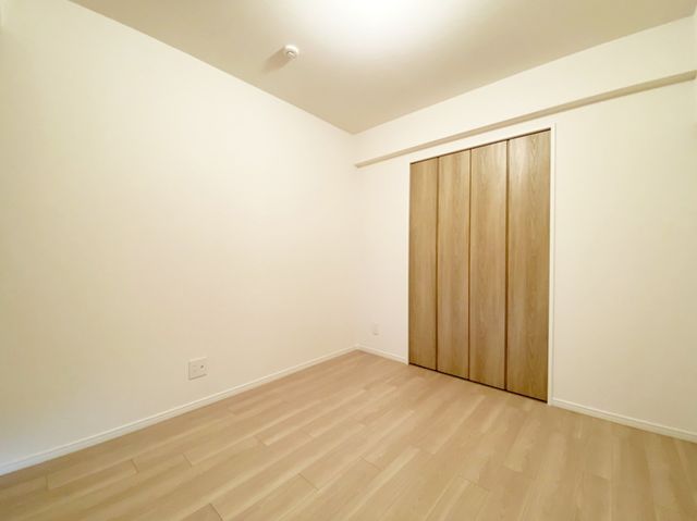 Renovated 2LDK Apartment in Yamashina Kyoto with Balcony - Thumbnail 3
