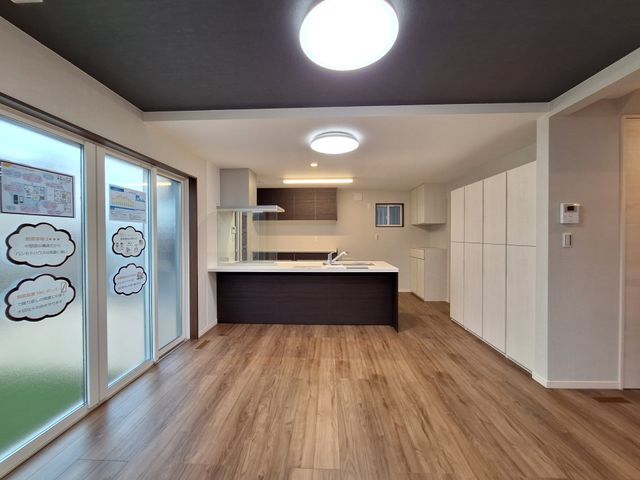 Modern 4LDK House in Moriyama City, Shiga Prefecture - Thumbnail 4