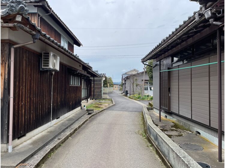 Land for Sale in Fukui City with Development Potential - Thumbnail 3