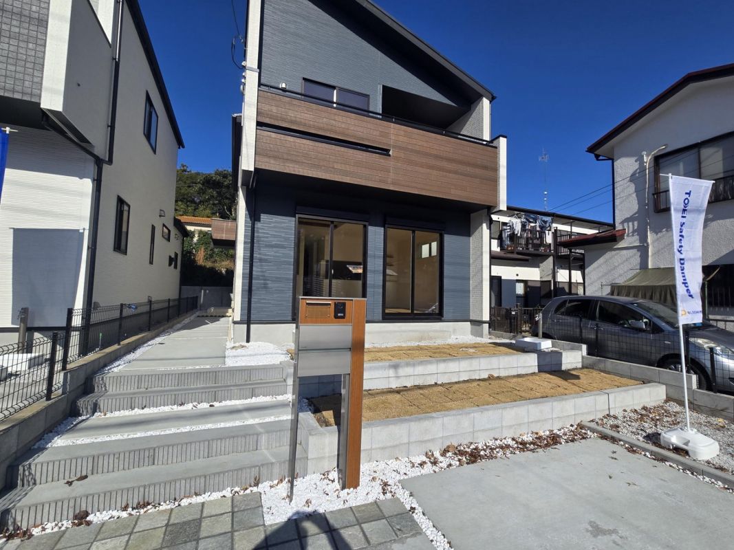 New 4LDK House in Fujisawa with High Performance Specs - Thumbnail 2