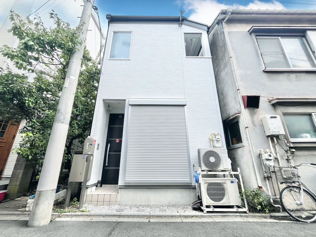 2LDK House for Sale in Minami-Senju, Arakawa, Tokyo - Image 1