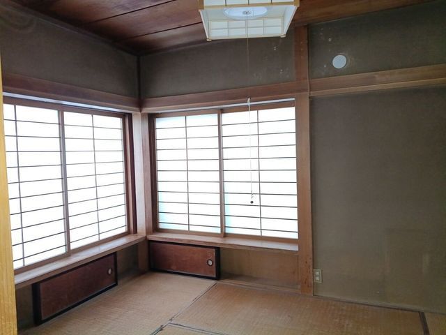 Affordable 3DK Detached House for Renovation in Yuzawa, Akita - Thumbnail 2