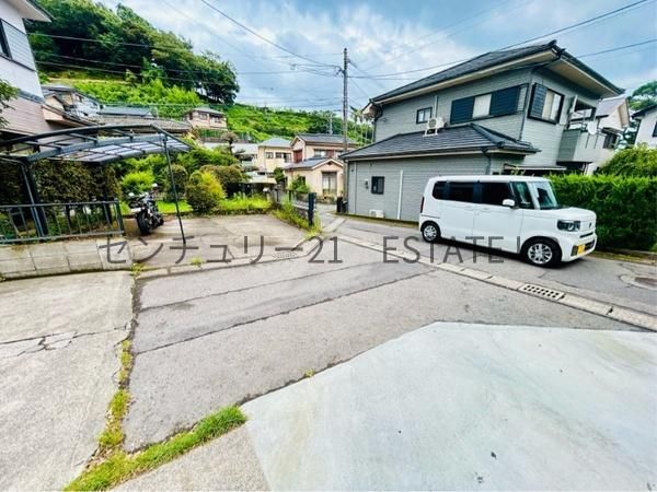 5LDK Wooden House for Sale in Kagoshima's Tanaue District - Image 1
