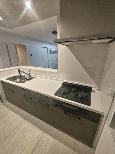 Modern 4LDK House in Sayama with 3 Parking Spaces — Image 29, Sayama, Saitama