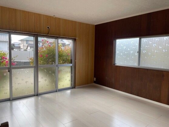 Spacious 4K Wooden House for Rent in Yatsushiro, Kumamoto - Thumbnail 3