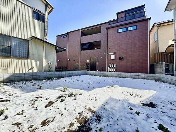 Vacant Land for Sale in Nakano, Tokyo - No Building Restrictions - Thumbnail 3