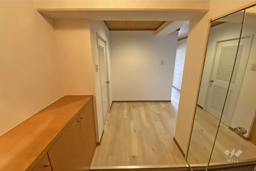 Renovated 3LDK Apartment Near Koshien Station, Nishinomiya - Image 1