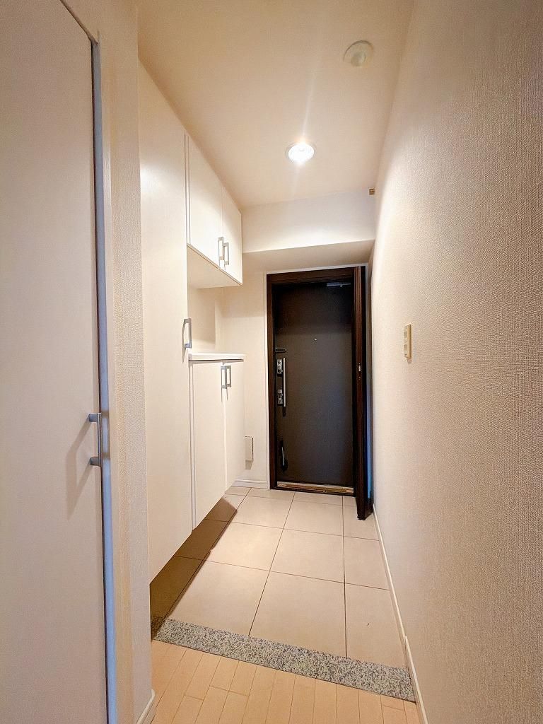 Santonoa Mitsuhama Minami 6F 2LDK Apartment for Sale in Matsuyama - Thumbnail 2