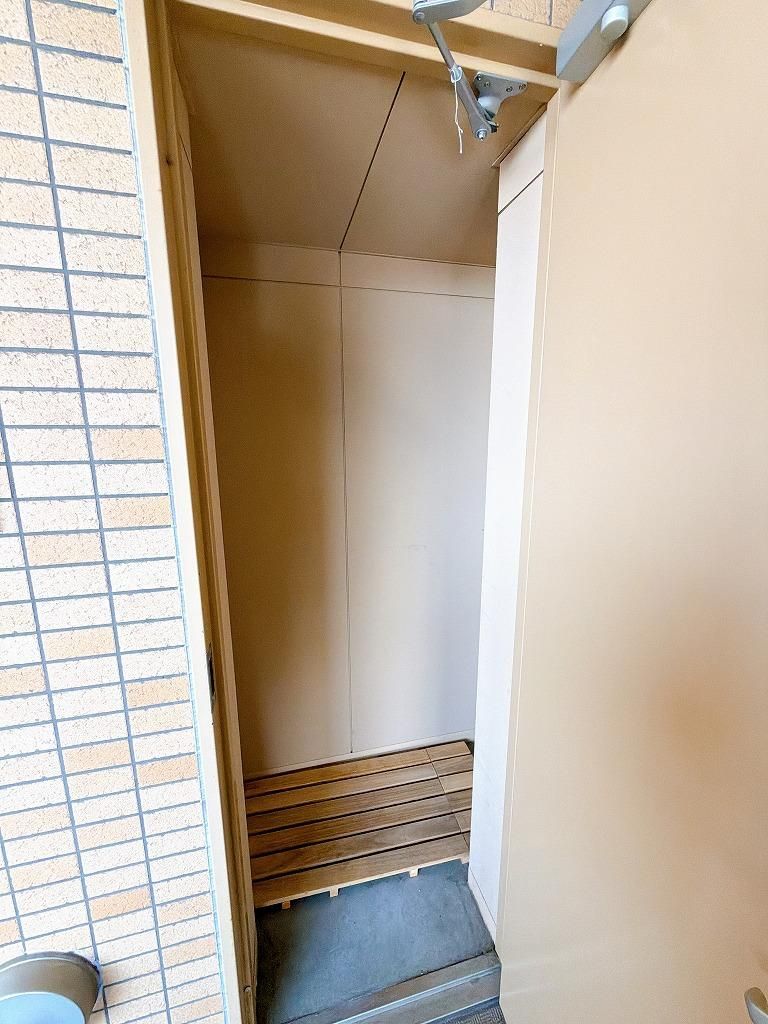 Santonoa Mitsuhama Minami 6F 2LDK Apartment for Sale in Matsuyama - Thumbnail 4