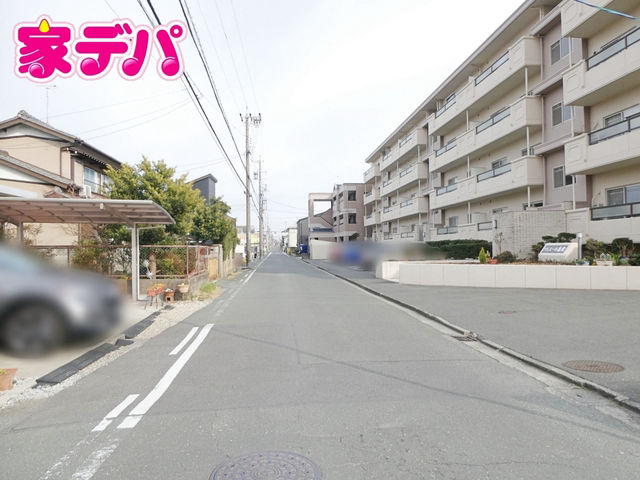 4LDK Apartment near Minami-Sakae Station, Toyohashi - Thumbnail 3