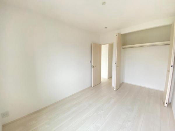 Modern 4LDK House in Inazawa with Parking - Thumbnail 4