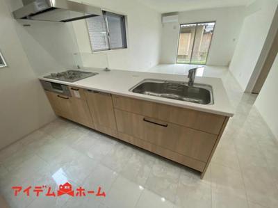 Modern 4LDK House in Inazawa with Parking — Image 1, Inazawa, Aichi