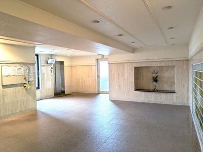 Renovated 3LDK Apartment Near Izumi-Asahikawa Station, Akita — Image 1, Akita, Akita