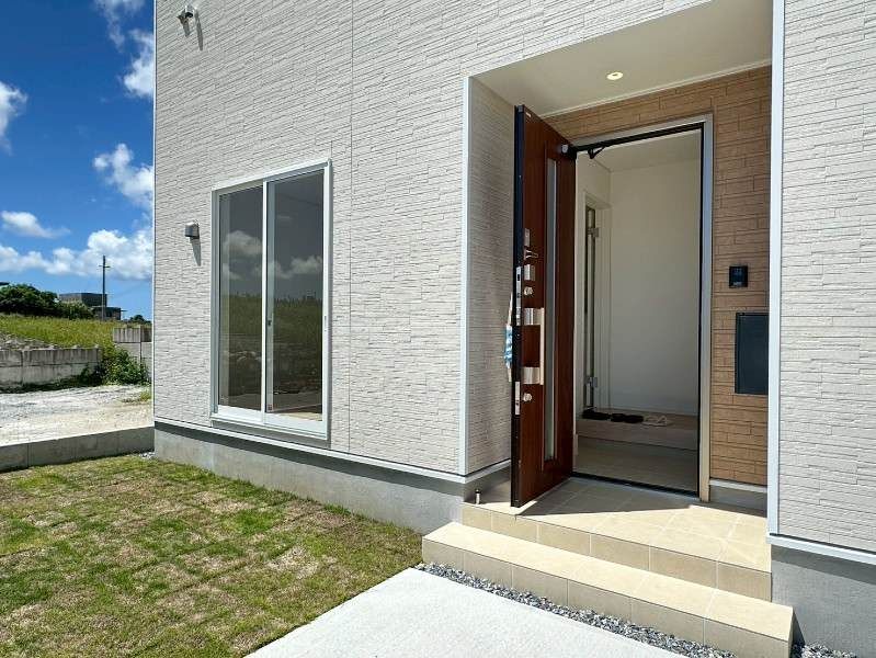 4LDK House for Sale in Cradle Garden, Nanjo City, Okinawa - Thumbnail 3