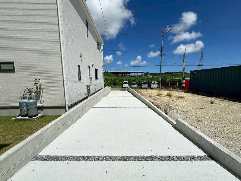 4LDK House for Sale in Cradle Garden, Nanjo City, Okinawa - Thumbnail 4