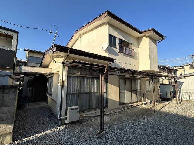 7DK House for Sale in Minami-Suwa, Nagano Prefecture - Thumbnail 2