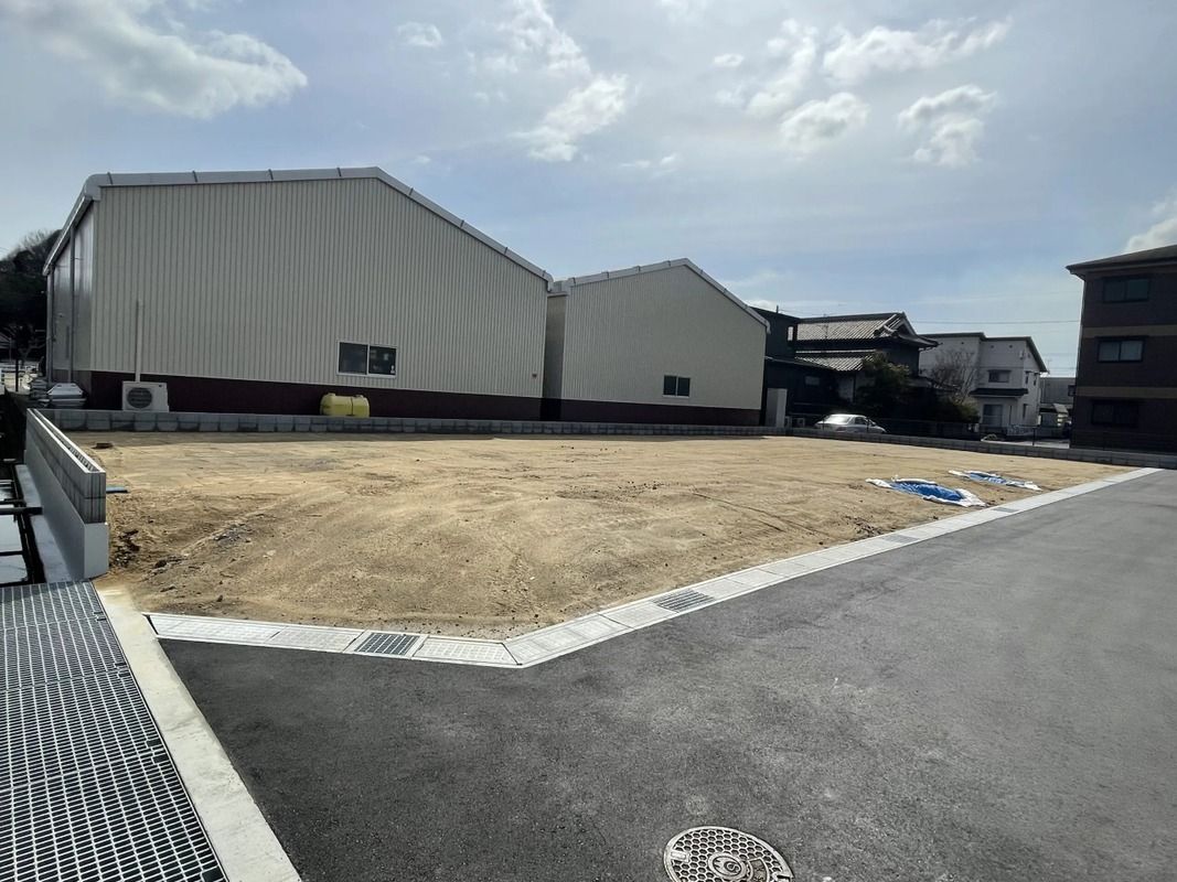 Spacious Buildable Land Plots in Family-Friendly Fukuyama - Thumbnail 3