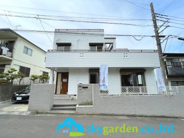 Renovated 4LDK House in Fujisawa with Rooftop Terrace - Thumbnail 3
