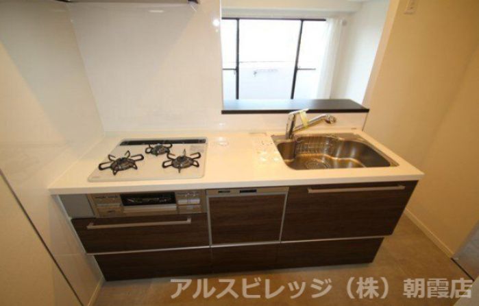 2LDK Apartment for Sale in Asaka Dai-kan Plaza, Saitama - Thumbnail 4