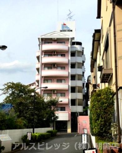 2LDK Apartment for Sale in Asaka Dai-kan Plaza, Saitama - Thumbnail 2