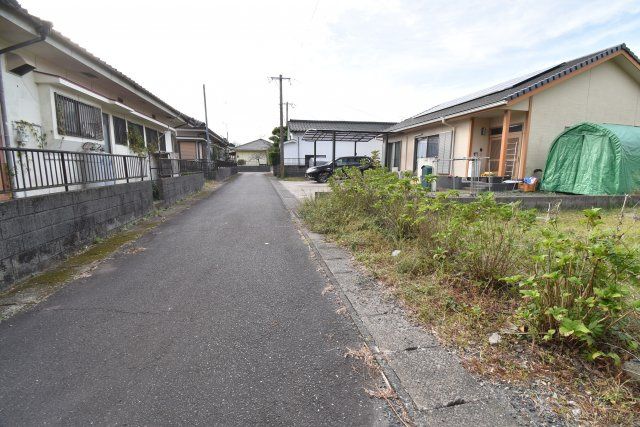 523 Tsubo Land for Sale in Kanoya, Kagoshima - Three Lots - Thumbnail 3