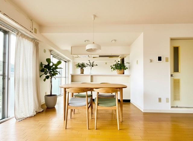 4LDK Top-Floor Apartment for Sale in Yokosuka, Kanagawa - Thumbnail 3