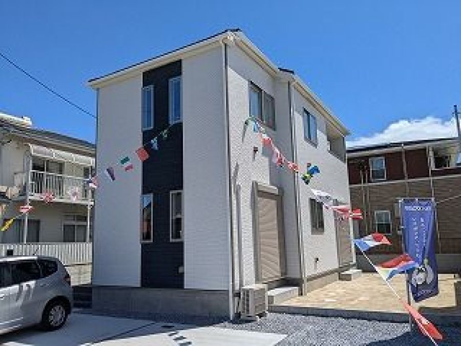 4LDK New Build House in Miyazaki's Ta Yoshi District - Thumbnail 2
