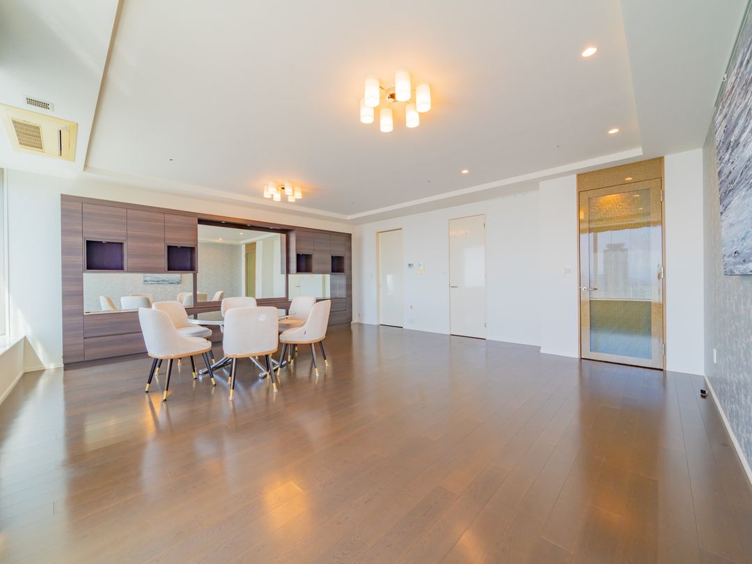 Park Court Akasaka The Tower 40F 2LDK Apartment for Sale - Thumbnail 2