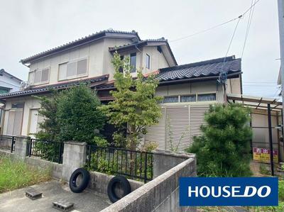 Conveniently located near a supermarket. Used detached house in Kusunoki 2-chome | Shunan City, 3.3km from Tokuyama Station on the JR Sanyo Main Line (Property number: 0141215-0000995) — Image 1, Shunan, Yamaguchi